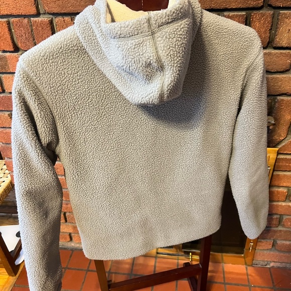 The North Face reversible isolated zipper hoodie in perfect condition size M - Picture 5 of 6